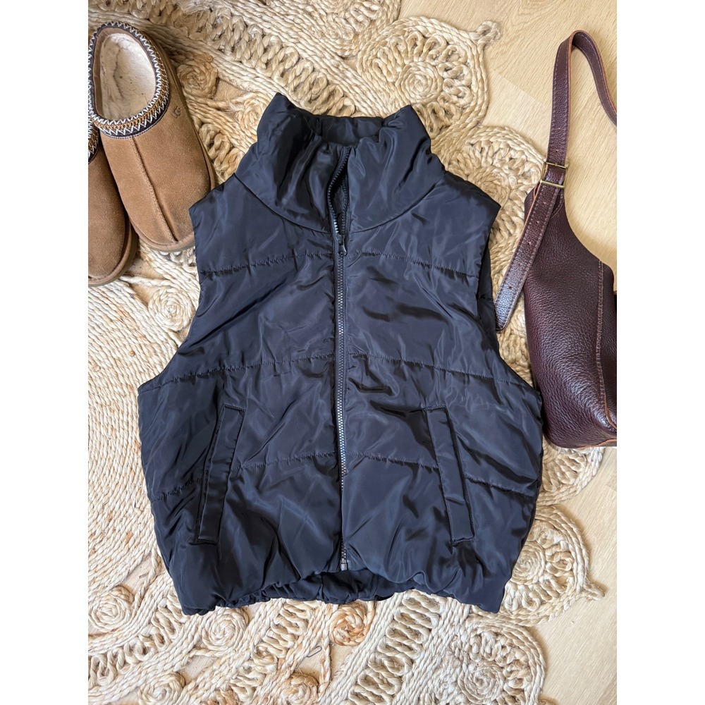 Black Puffer Vest Womens High Neck Quilted Zip Up Sleeveless Jacket Crop Style